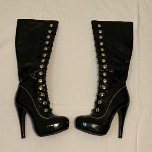 Sexy Heels Pirate  Wench Faux Buttons Halloween